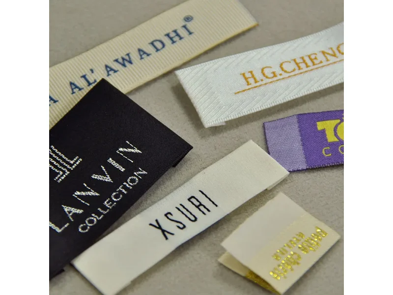 gedruckte etiketten frankfurt als Beispiel für Textiletiketten-Herstellung mit Beispiel für gewebtes Textiletikett